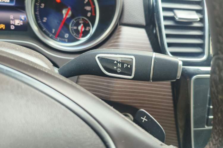 Used Mercedes-Benz GLE 2019 GLE 320 4MATIC Dynamic Edition Prestige Model Gear Lever