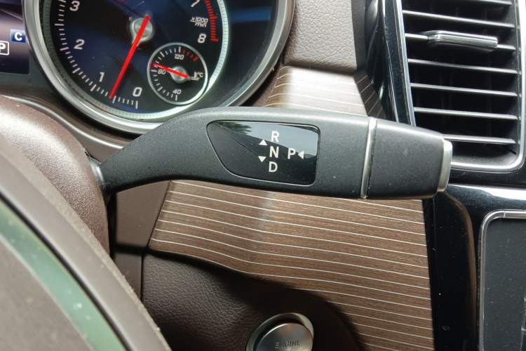 Used Mercedes-Benz GLE 2019 GLE 320 4MATIC Dynamic Edition Prestige Model Gear Lever