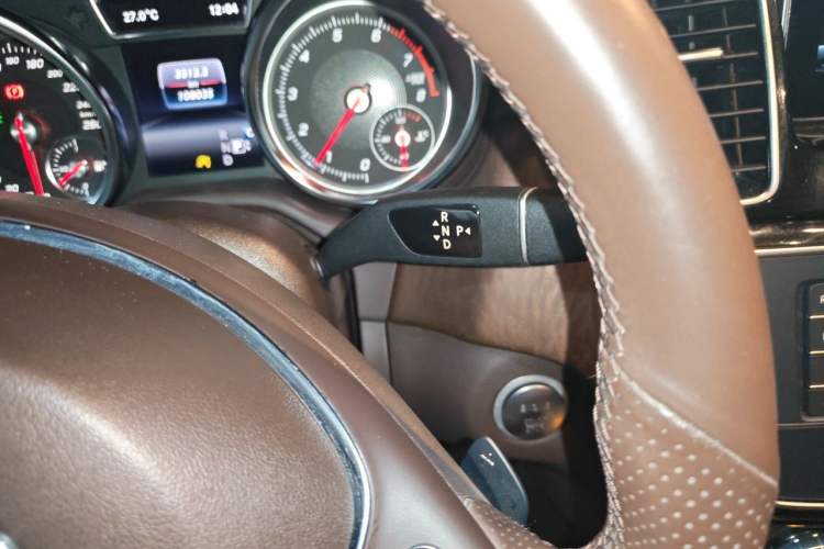Used Mercedes-Benz GLE 2019 GLE 400 4MATIC Exclusive Edition Gear Lever