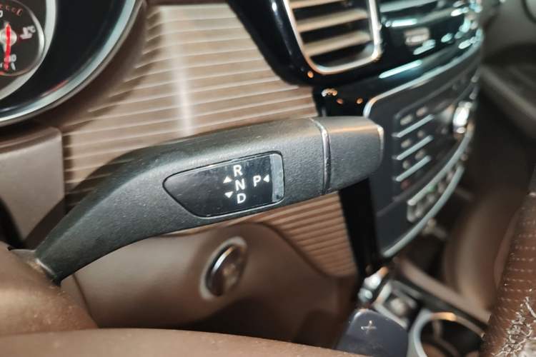 Used Mercedes-Benz GLE 2019 GLE 320 4MATIC Dynamic Edition Prestige Model Gear Lever