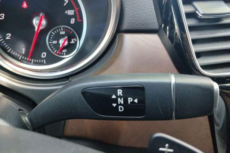 Used Mercedes-Benz GLE  Gear Lever