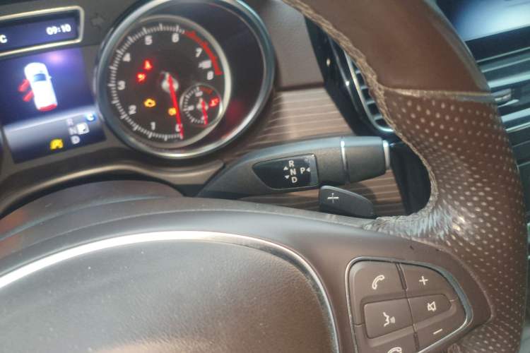 Used Mercedes-Benz GLE 2019 GLE 320 4MATIC Dynamic Edition Prestige Model Gear Lever