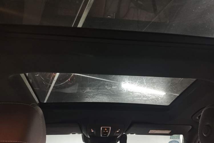 Used Mercedes-Benz GLE 2019 GLE 320 4MATIC Dynamic Edition Prestige Model Headliner