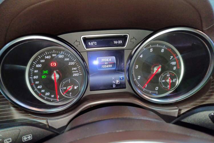 Used Mercedes-Benz GLE 2019 GLE 320 4MATIC Dynamic Edition Prestige Model Instrument Cluster