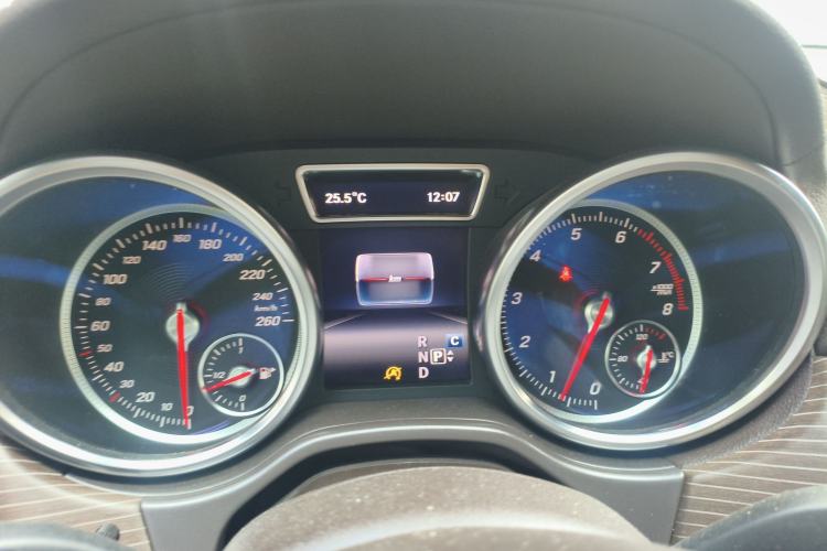 Used Mercedes-Benz GLE 2019 GLE 320 4MATIC Dynamic Edition Prestige Model Instrument Cluster
