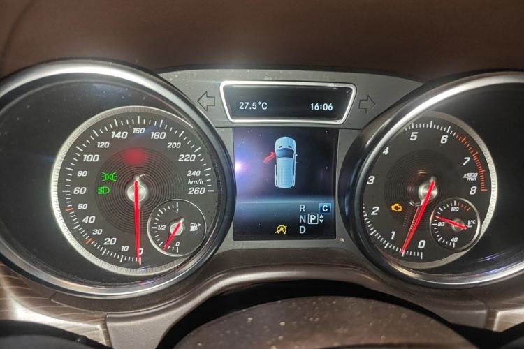 Used Mercedes-Benz GLE 2019 GLE 320 4MATIC Dynamic Edition Prestige Model Instrument Cluster
