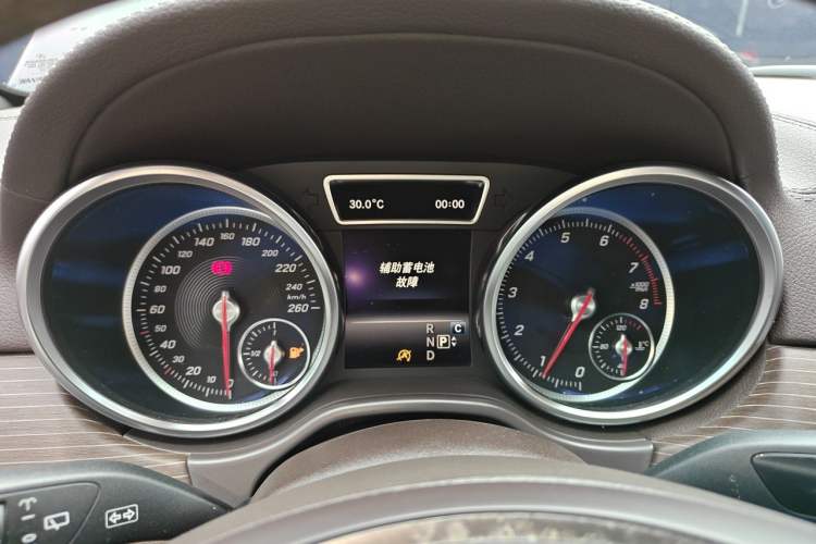 Used Mercedes-Benz GLE 2019 GLE 320 4MATIC Dynamic Edition Prestige Model Instrument Cluster