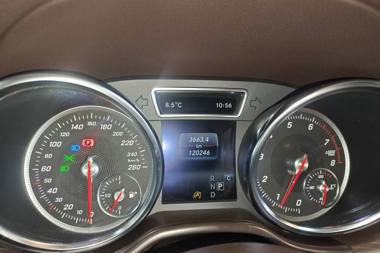 Used Mercedes-Benz GLE 2019 GLE 320 4MATIC Dynamic Edition Prestige Model Instrument Cluster
