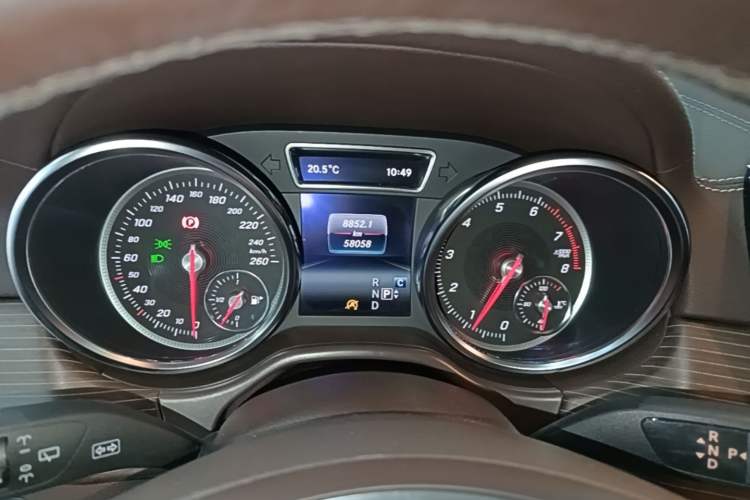Used Mercedes-Benz GLE 2019 GLE 320 4MATIC Luxury Collection Edition Instrument Cluster