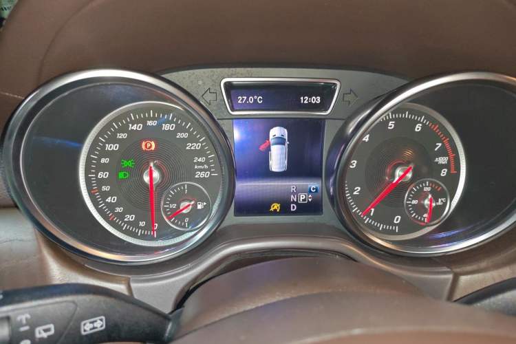 Used Mercedes-Benz GLE 2019 GLE 400 4MATIC Exclusive Edition Instrument Cluster