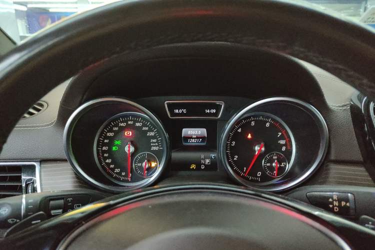 Used Mercedes-Benz GLE 2019 GLE 320 4MATIC Luxury Collection Edition Instrument Cluster