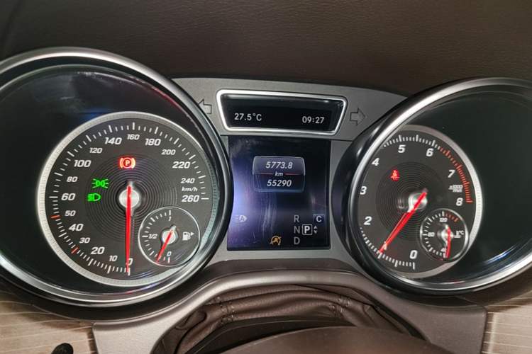 Used Mercedes-Benz GLE 2019 GLE 320 4MATIC Dynamic Edition Prestige Model Instrument Cluster