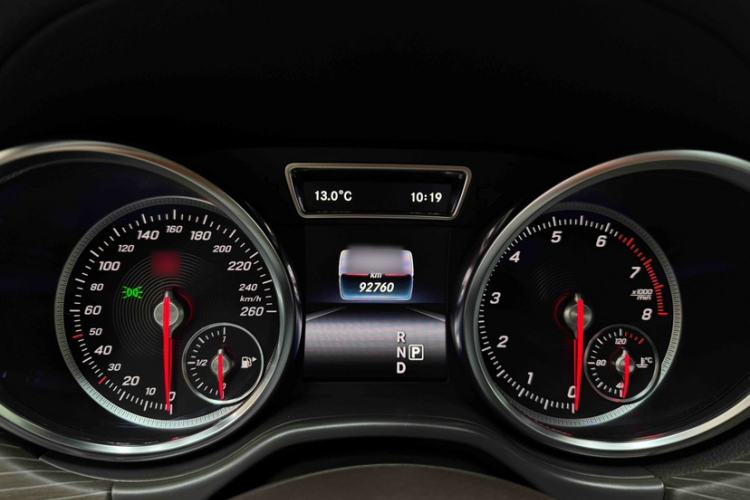Used Mercedes-Benz GLE 2019 GLE 320 4MATIC Dynamic Edition Prestige Model Instrument Cluster