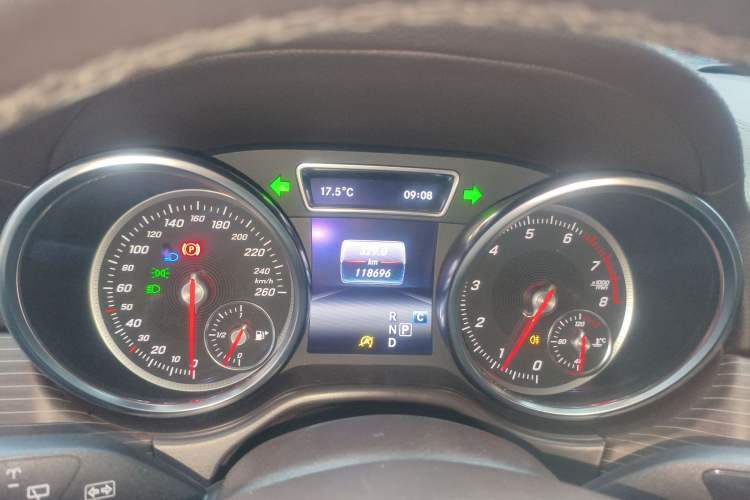 Used Mercedes-Benz GLE 2019 GLE 320 4MATIC Dynamic Edition Prestige Model Instrument Cluster