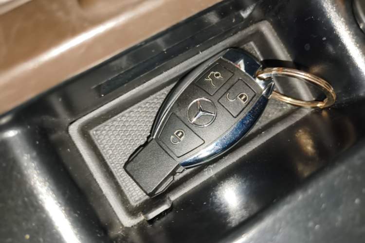 Used Mercedes-Benz GLE 2019 GLE 320 4MATIC Dynamic Edition Prestige Model Interior 1