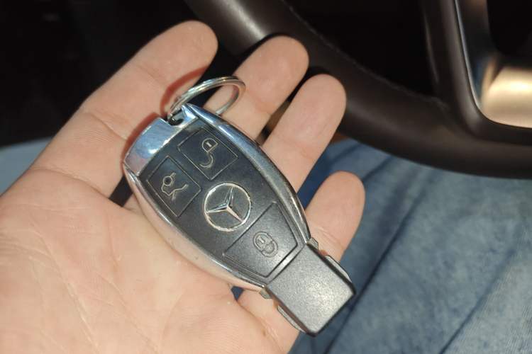 Used Mercedes-Benz GLE 2019 GLE 320 4MATIC Dynamic Edition Prestige Model Interior 1