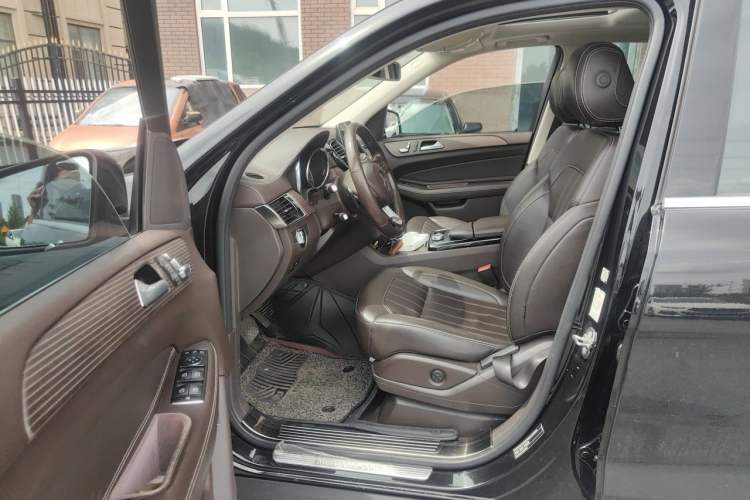 Used Mercedes-Benz GLE 2019 GLE 320 4MATIC Dynamic Edition Prestige Model Left Front Seat