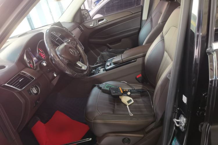 Used Mercedes-Benz GLE 2019 GLE 400 4MATIC Exclusive Edition Left Front Seat