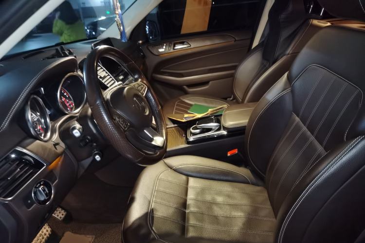 Used Mercedes-Benz GLE 2019 GLE 400 4MATIC Exclusive Edition Left Front Seat