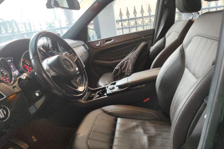 Used Mercedes-Benz GLE 2019 GLE 320 4MATIC Dynamic Edition Prestige Model Left Front Seat