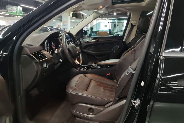 Used Mercedes-Benz GLE 2019 GLE 320 4MATIC Dynamic Edition Prestige Model Left Front Seat