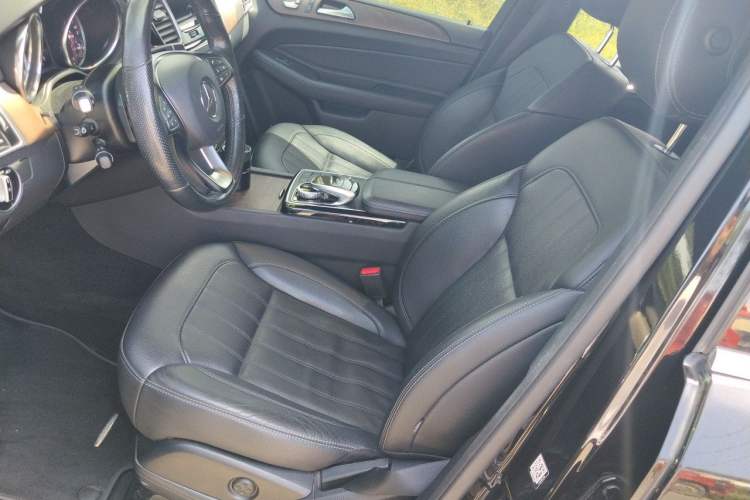 Used Mercedes-Benz GLE  Left Front Seat
