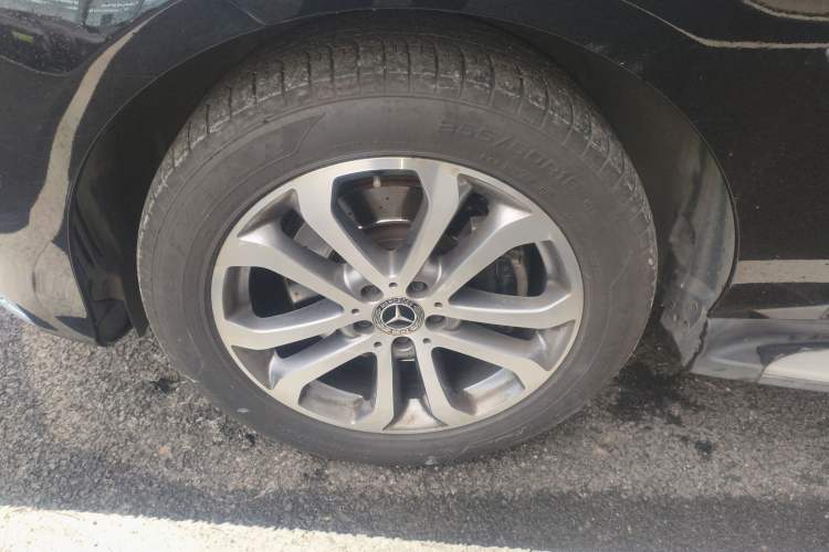 Used Mercedes-Benz GLE 2019 GLE 320 4MATIC Dynamic Edition Prestige Model Left Front Wheel Hub