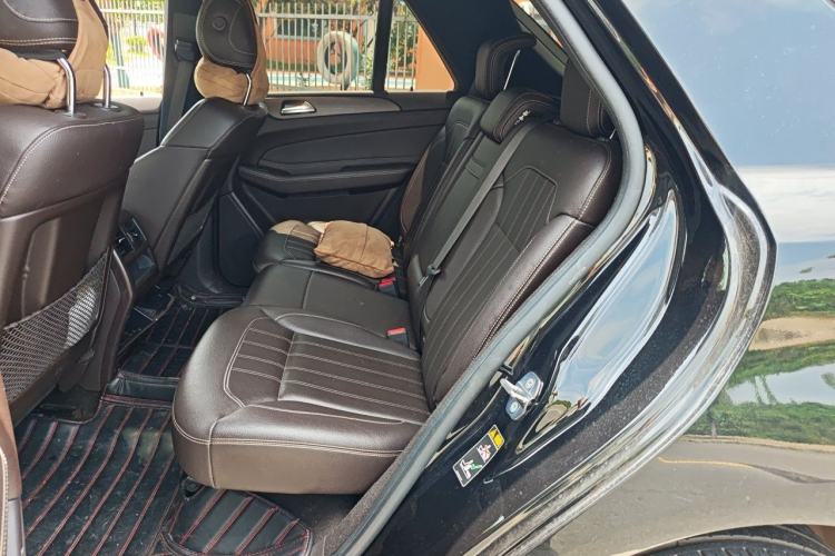 Used Mercedes-Benz GLE 2019 GLE 320 4MATIC Dynamic Edition Prestige Model Left Rear Seat