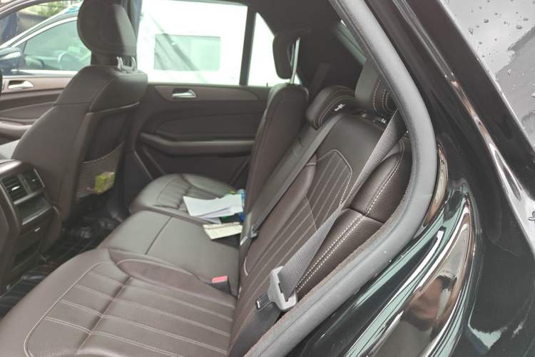 Used Mercedes-Benz GLE 2019 GLE 320 4MATIC Dynamic Edition Prestige Model Left Rear Seat