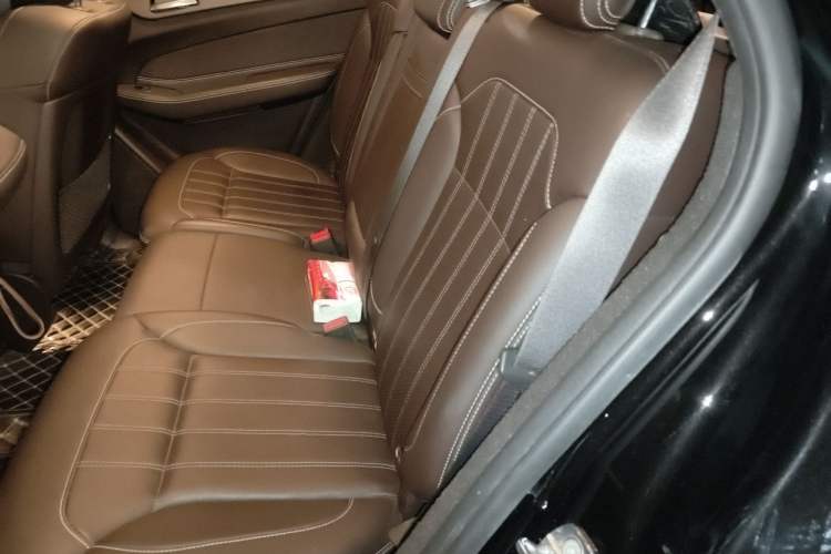 Used Mercedes-Benz GLE 2019 GLE 320 4MATIC Dynamic Edition Prestige Model Left Rear Seat