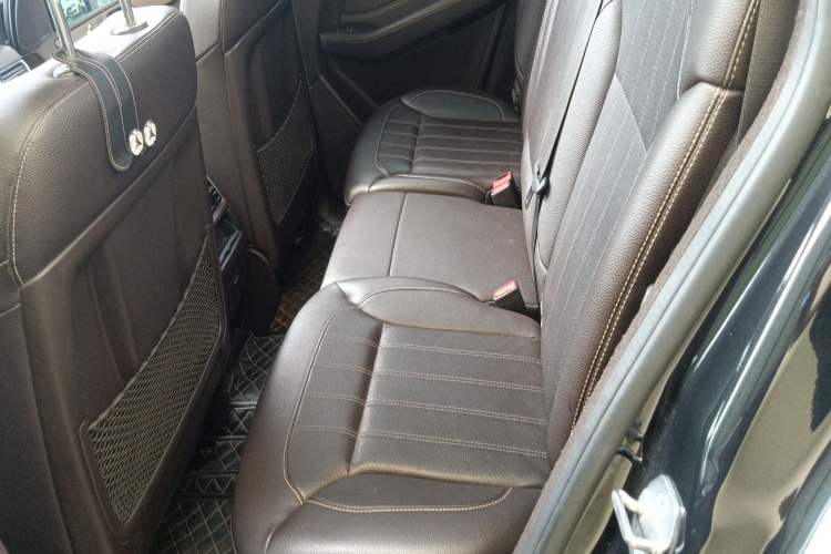 Used Mercedes-Benz GLE 2019 GLE 400 4MATIC Exclusive Edition Left Rear Seat