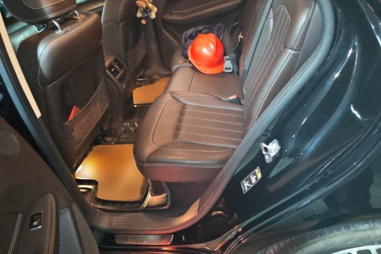 Used Mercedes-Benz GLE 2019 GLE 400 4MATIC Exclusive Edition Left Rear Seat
