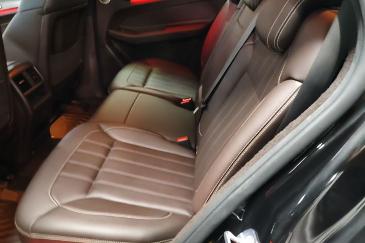 Used Mercedes-Benz GLE 2019 GLE 320 4MATIC Dynamic Edition Prestige Model Left Rear Seat