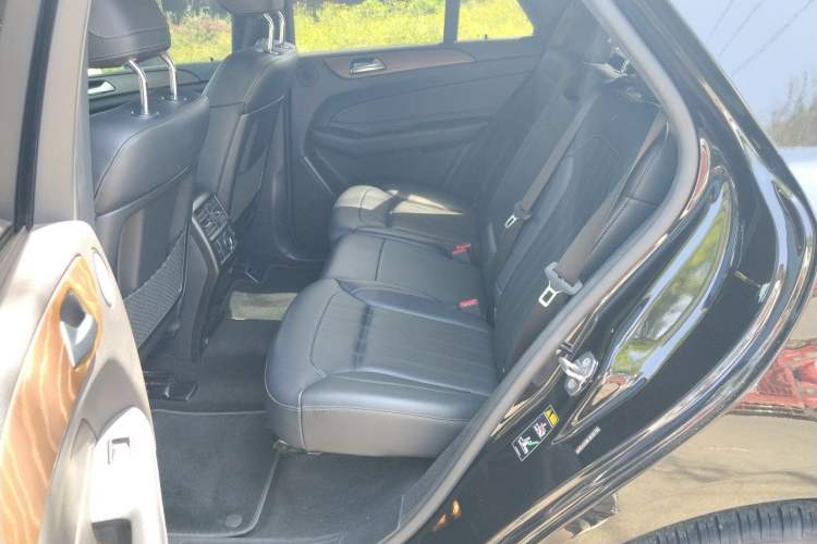 Used Mercedes-Benz GLE  Left Rear Seat