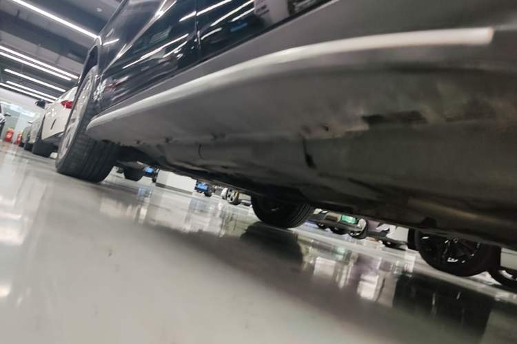 Used Mercedes-Benz GLE 2019 GLE 320 4MATIC Dynamic Edition Prestige Model Left Side Sill