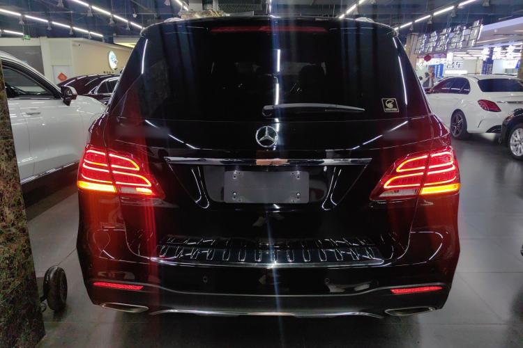 Used Mercedes-Benz GLE 2019 GLE 400 4MATIC Exclusive Edition Rear
