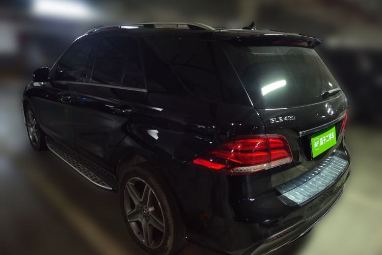 Used Mercedes-Benz GLE 2019 GLE 400 4MATIC Exclusive Edition Rear Left 45 Deg