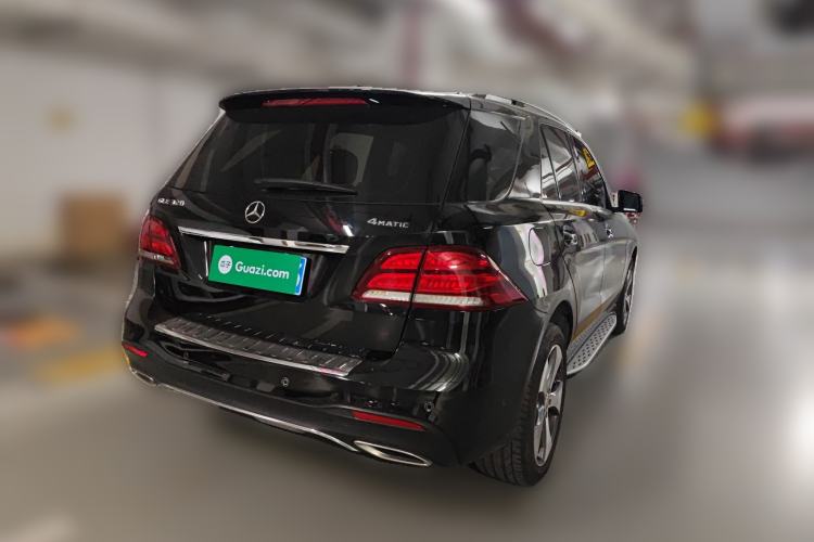 Used Mercedes-Benz GLE 2019 GLE 320 4MATIC Luxury Collection Edition Rear Right 45 Deg