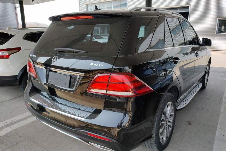 Used Mercedes-Benz GLE 2019 GLE 320 4MATIC Dynamic Edition Prestige Model Rear Right 45 Deg