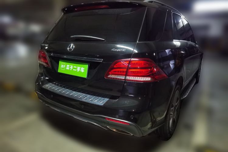 Used Mercedes-Benz GLE 2019 GLE 400 4MATIC Exclusive Edition Rear Right 45 Deg