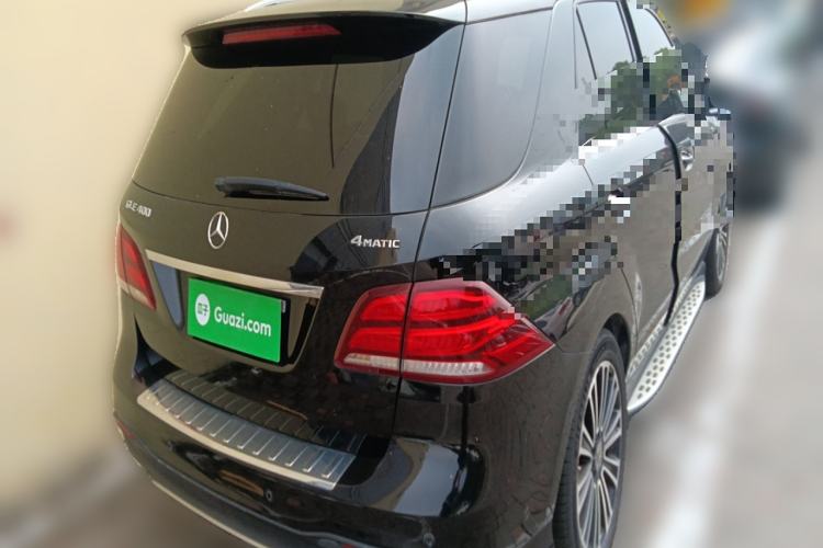 Used Mercedes-Benz GLE 2019 GLE 400 4MATIC Exclusive Edition Rear Right 45 Deg