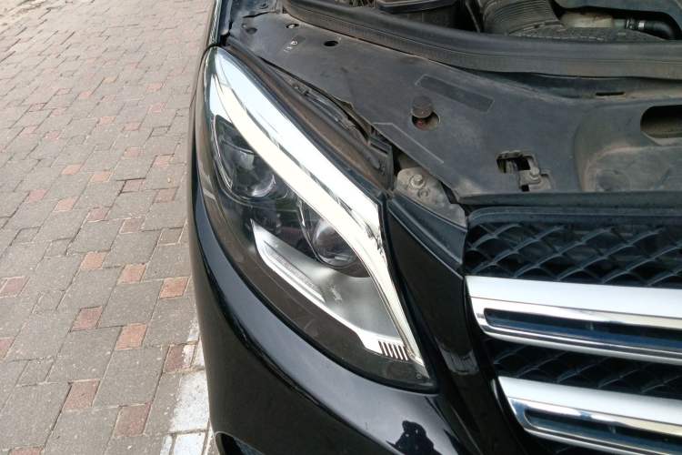 Used Mercedes-Benz GLE 2019 GLE 400 4MATIC Exclusive Edition Right Front Headlight