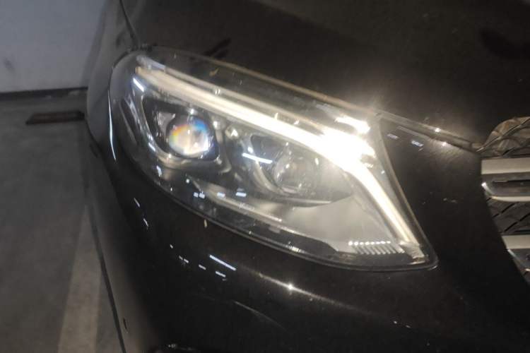 Used Mercedes-Benz GLE 2019 GLE 320 4MATIC Dynamic Edition Prestige Model Right Front Headlight