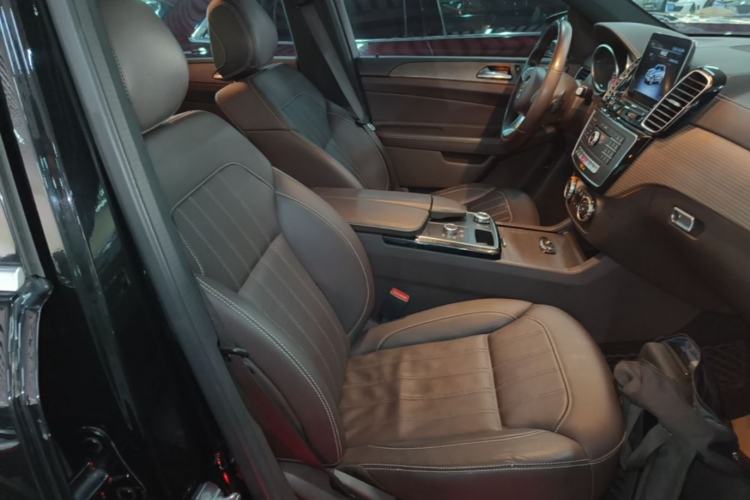 Used Mercedes-Benz GLE 2019 GLE 320 4MATIC Dynamic Edition Prestige Model Right Front Seat