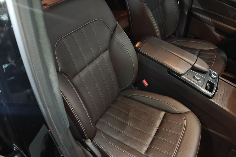 Used Mercedes-Benz GLE 2019 GLE 320 4MATIC Dynamic Edition Prestige Model Right Front Seat