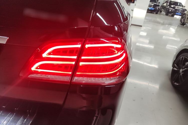 Used Mercedes-Benz GLE 2019 GLE 320 4MATIC Dynamic Edition Prestige Model Right Rear Taillight