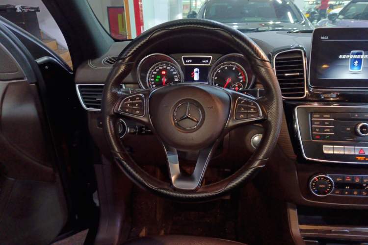 Used Mercedes-Benz GLE 2019 GLE 320 4MATIC Dynamic Edition Prestige Model Steering Wheel