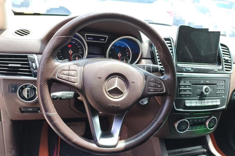 Used Mercedes-Benz GLE 2019 GLE 320 4MATIC Dynamic Edition Prestige Model Steering Wheel