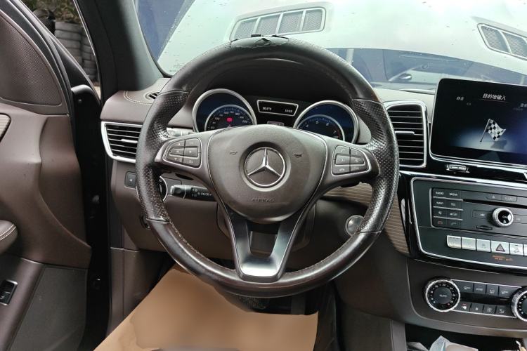 Used Mercedes-Benz GLE 2019 GLE 320 4MATIC Dynamic Edition Prestige Model Steering Wheel