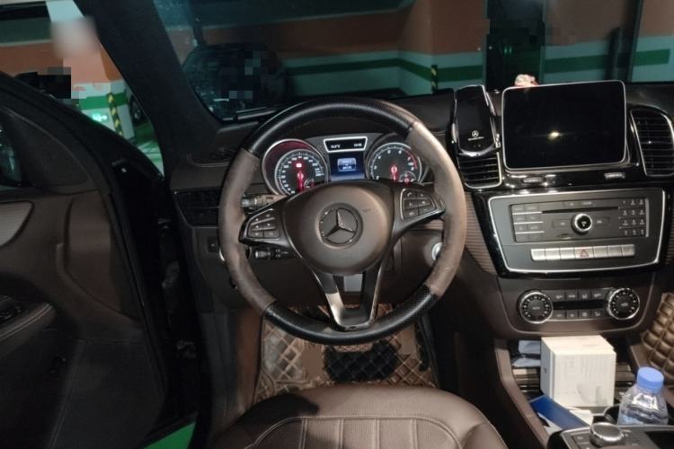 Used Mercedes-Benz GLE 2019 GLE 320 4MATIC Dynamic Edition Prestige Model Steering Wheel